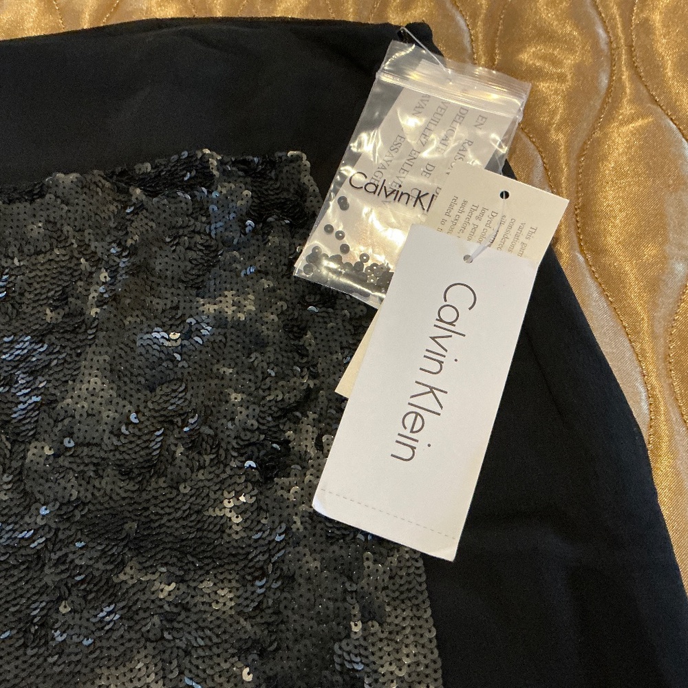 NWT CALVIN KLEIN 100% Silk Sequined Mini Skirt Black Size 4 - Picture 3 of 11